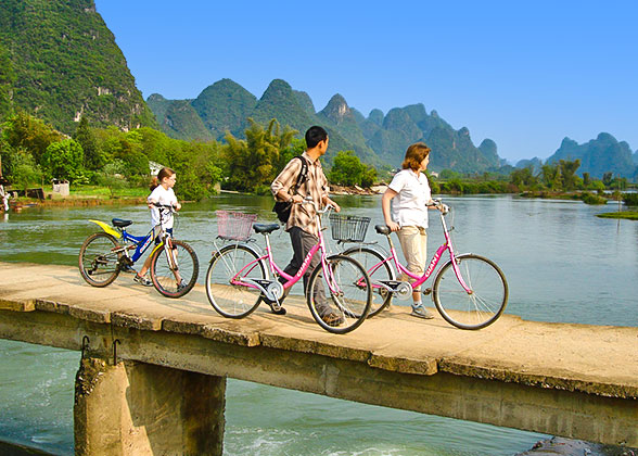 Family visit in Yangshuo